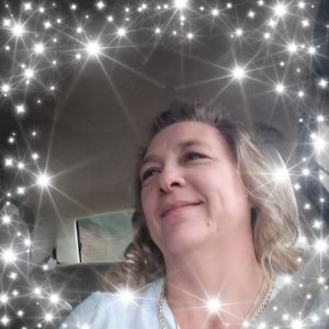 Meet your Posher, Debra